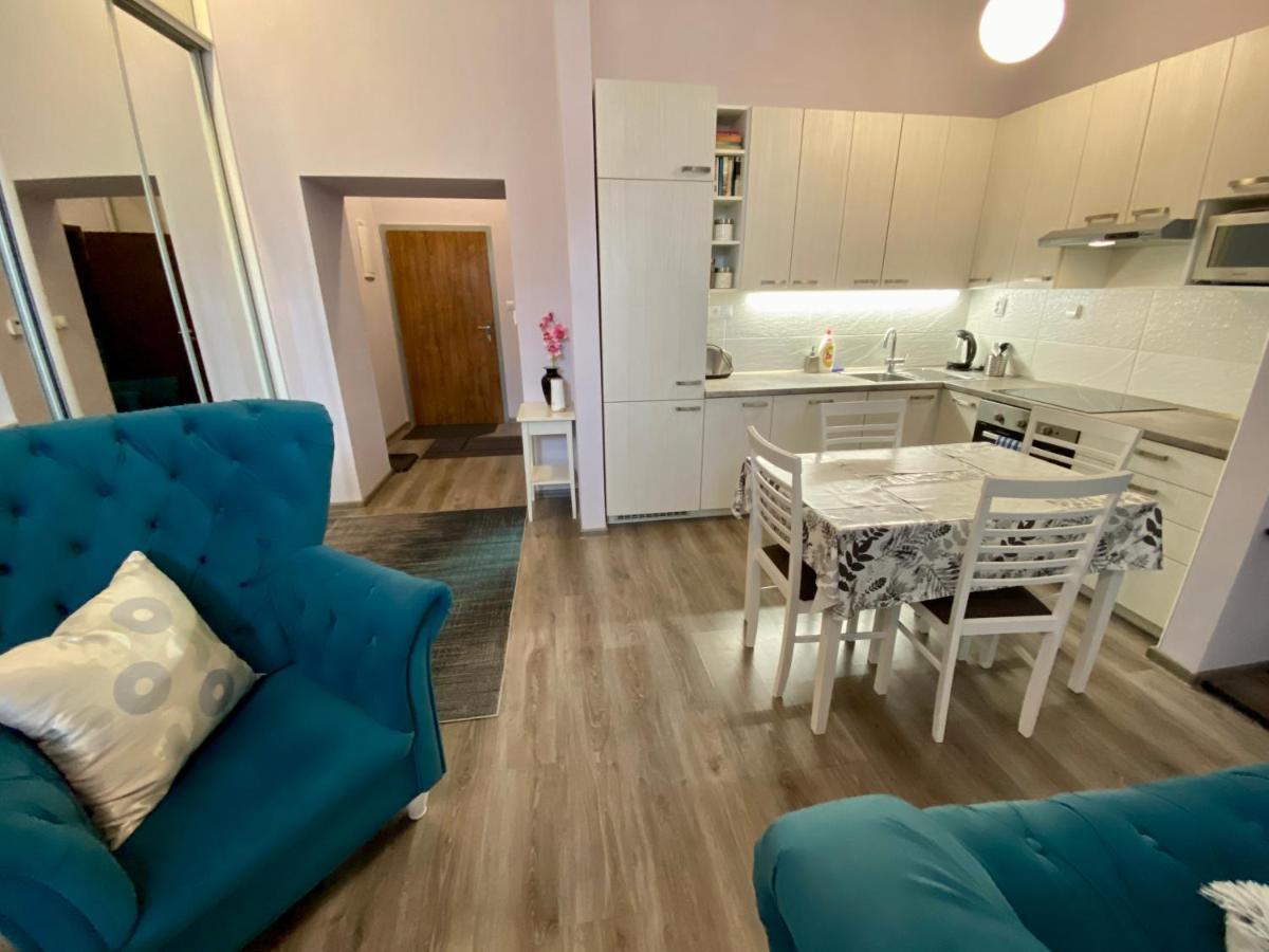 Kings Main Square Apartment Poprád Kültér fotó